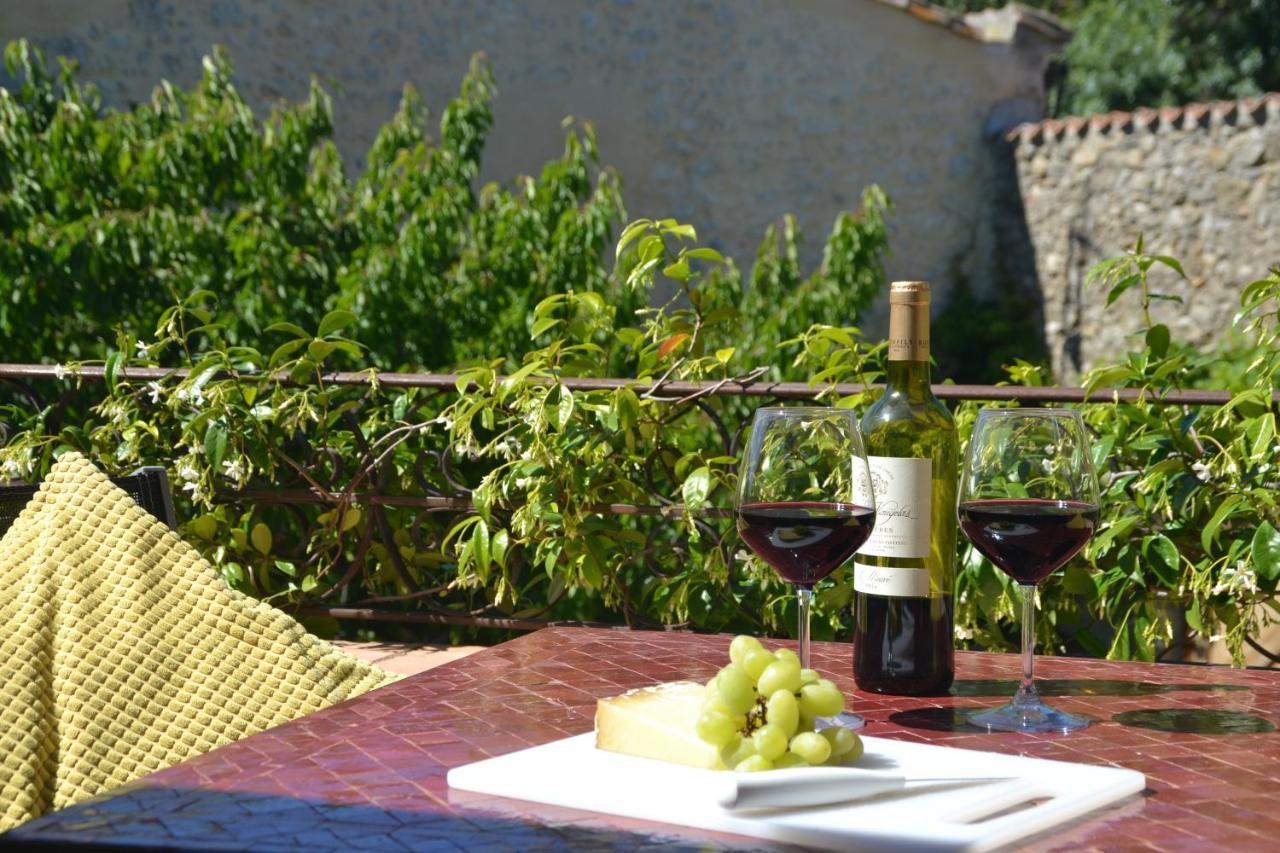 Holidays In Lagrasse Bagian luar foto